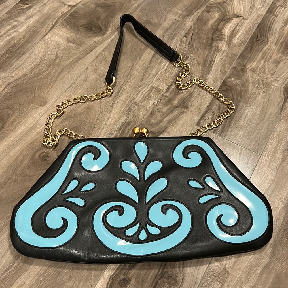 🔥🔥BADGLEY MISCHKA purse/clutch